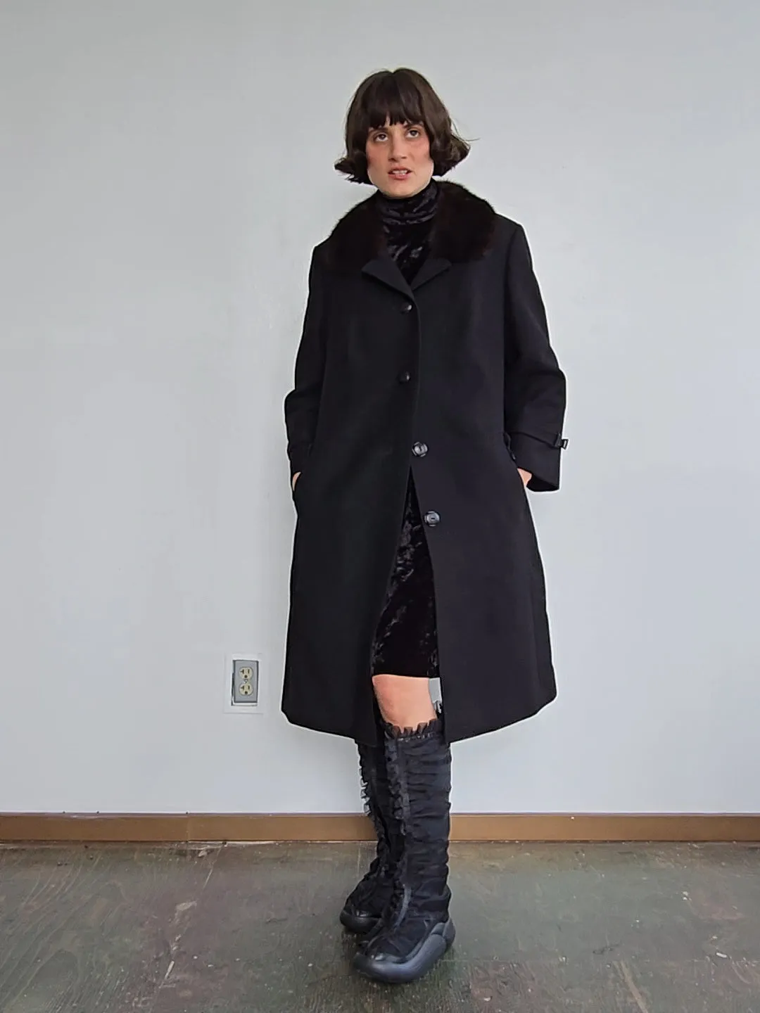 1960s Black Fur Collar Car Coat (L)