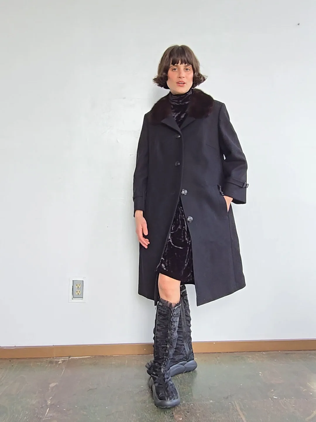 1960s Black Fur Collar Car Coat (L)