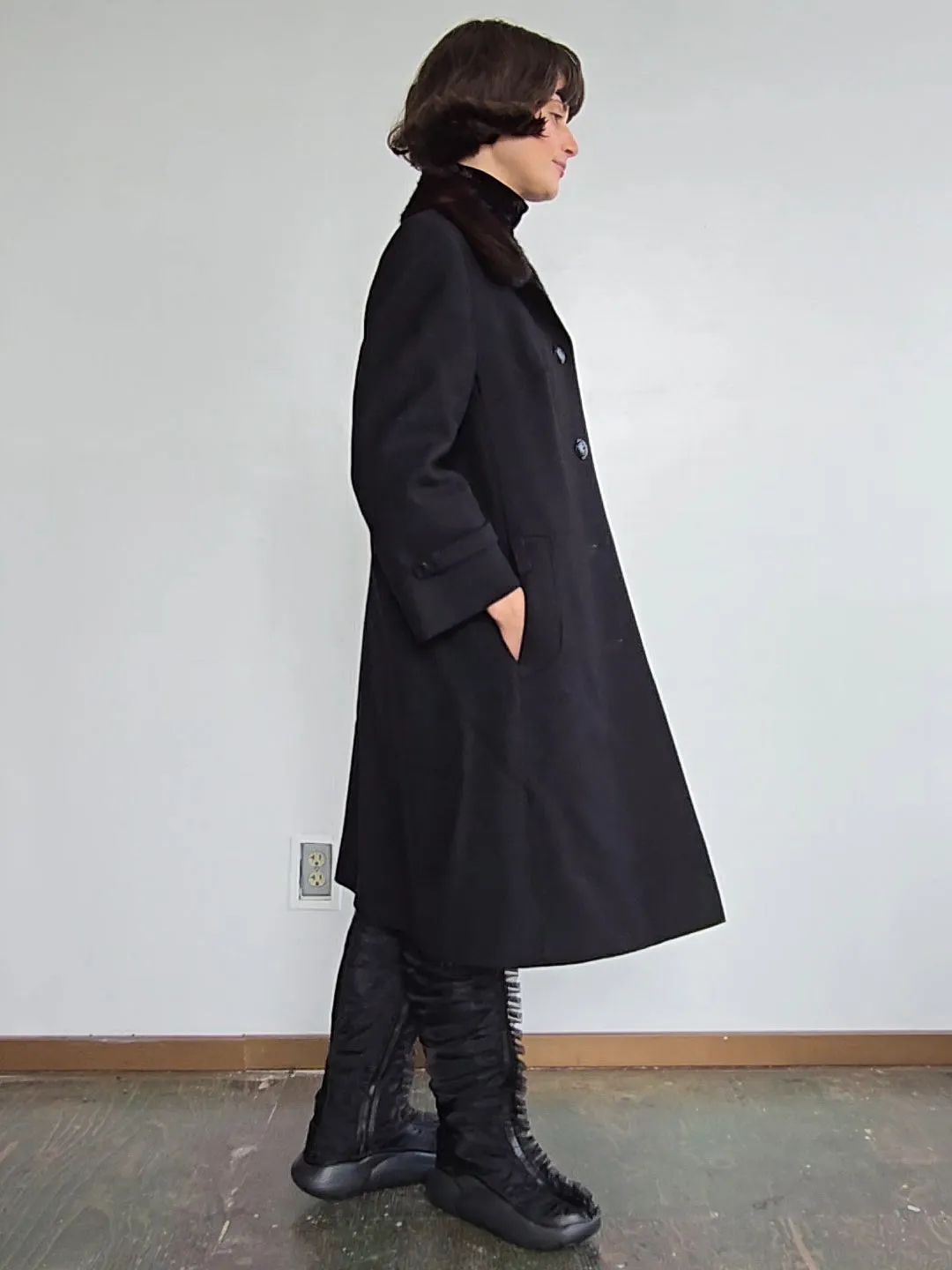 1960s Black Fur Collar Car Coat (L)