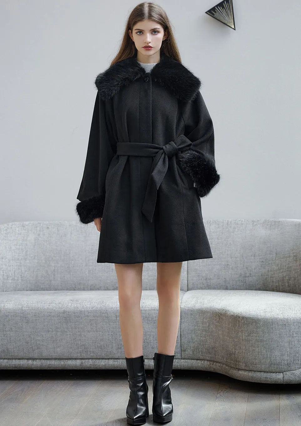 Fur collar middle coat