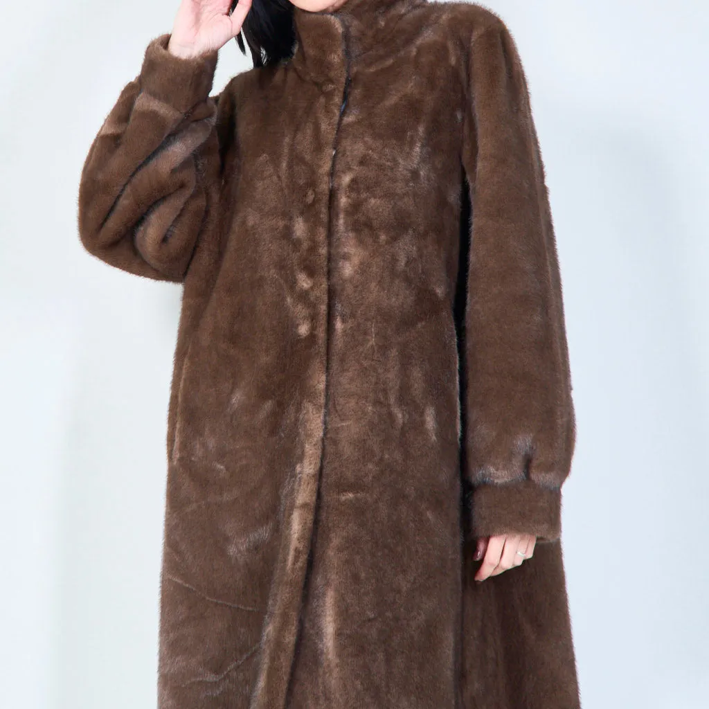 Long faux fur coat with high collar wholesale