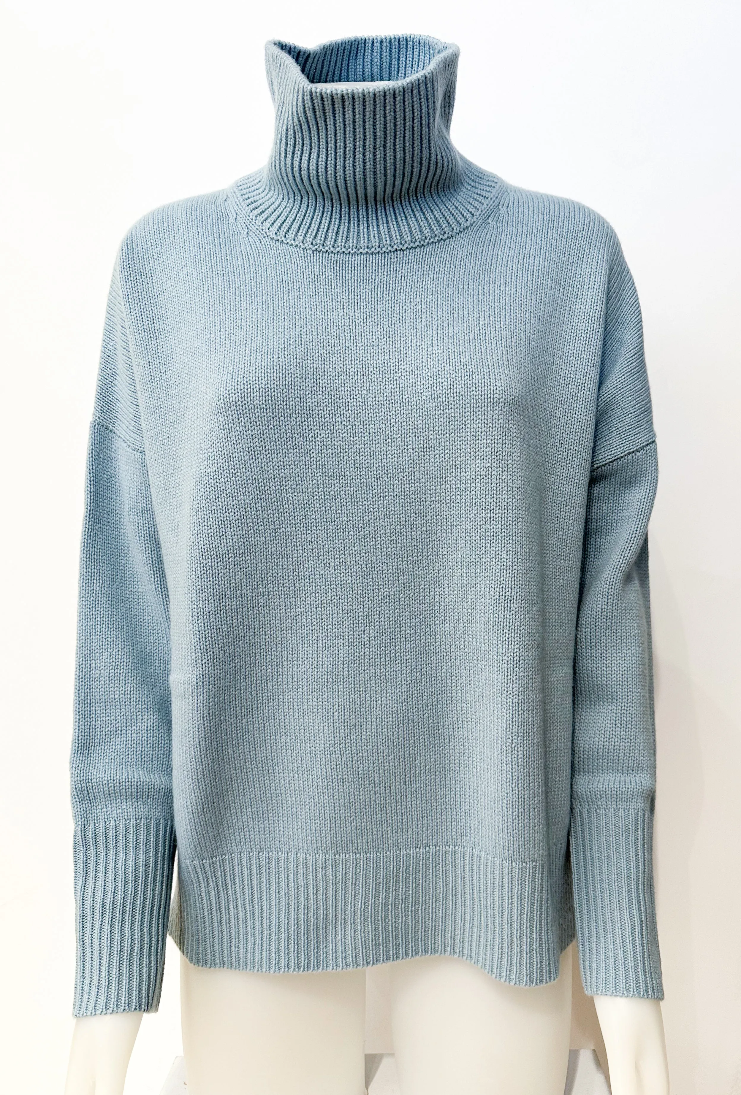 Pullover LISA YANG Heidi Powder Blue