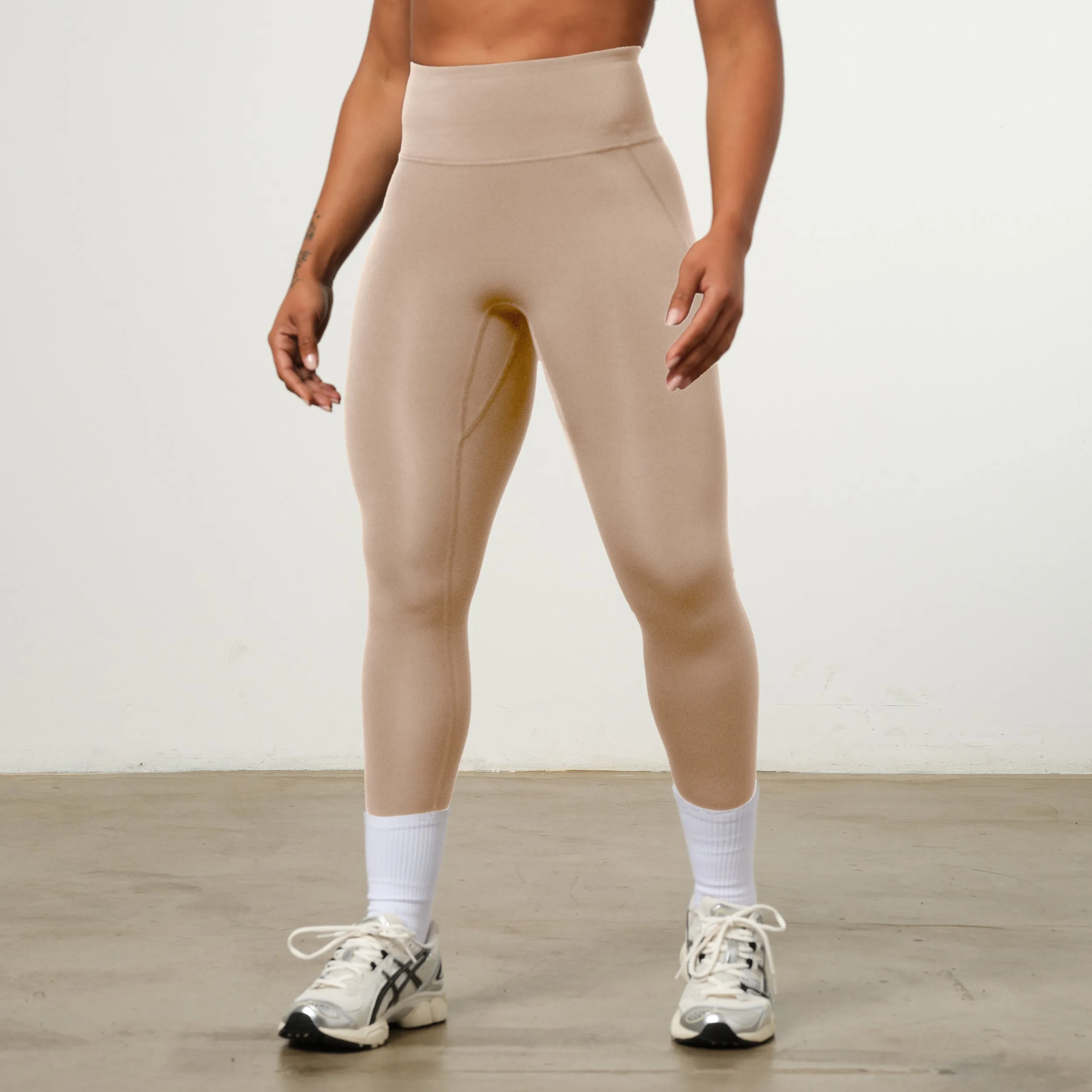 VANQUISH ENHANCE PETITE LATTE HIGH-WAIST LEGGING