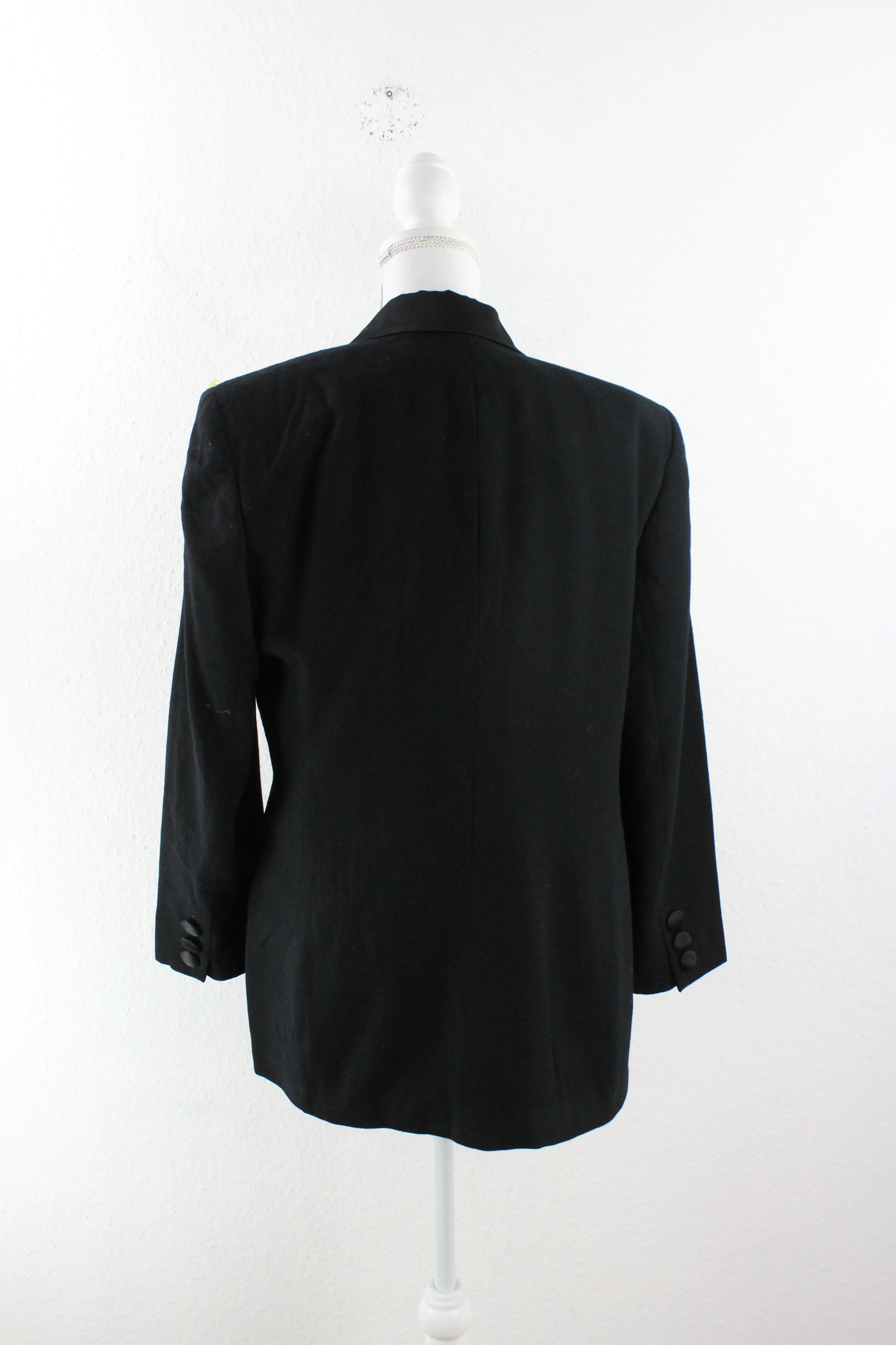 Vintage Black Blazer (12)