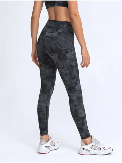 Wide Waistband Leggings with Pockets