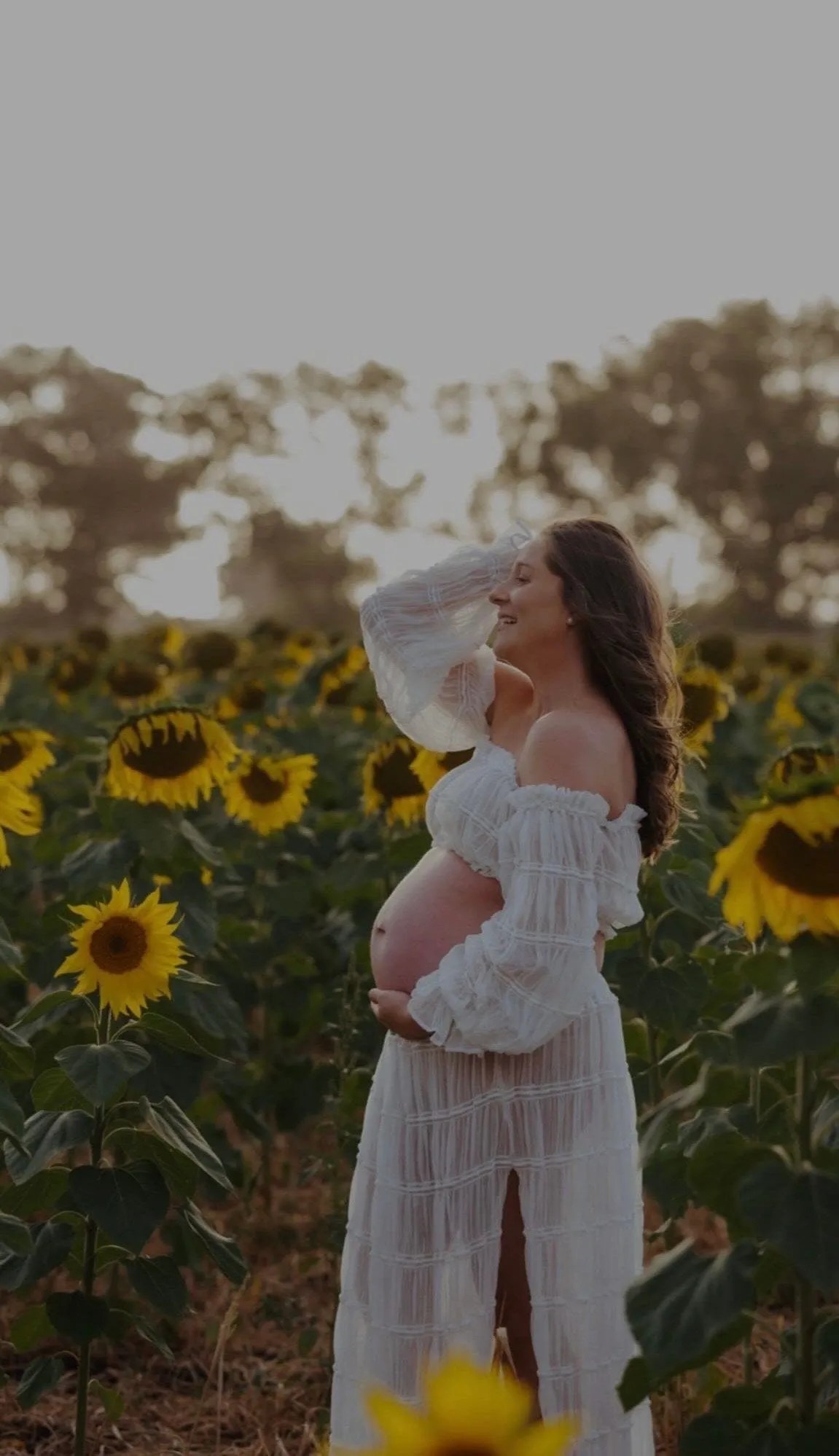 Wonderful Moments Two Piece Photoshoot Set - White - Maternity Photoshoot Dress